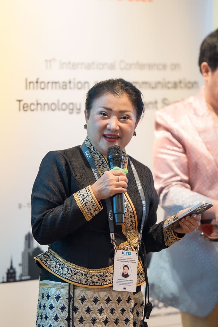 Dr. Tachanun K.